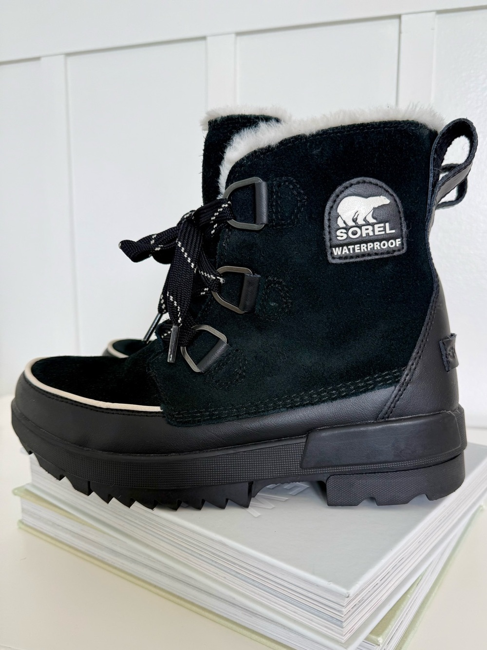 SOREL TIVOLI IV WATERPROOF WINTER BOOTS BLACK SUEDE SIZE 9